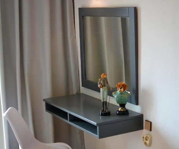 King Alexander 3* Флорина